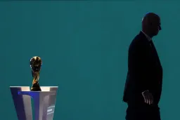 金元、私有化與政治干預：FIFA「世界盃公司計畫」的金權風暴｜Whatsnew